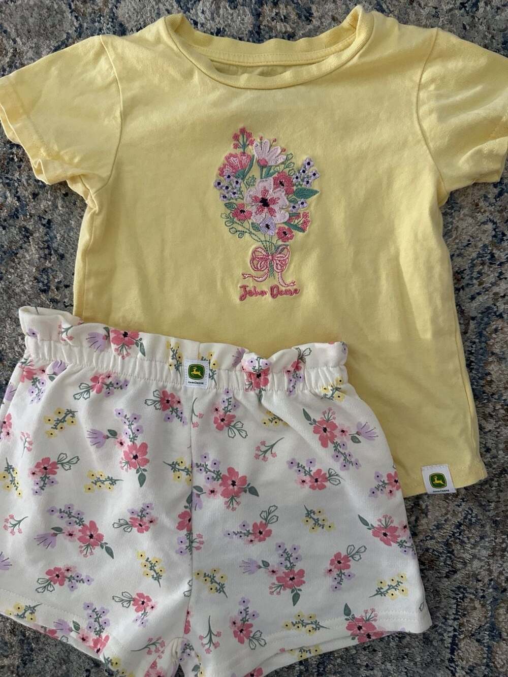 John Deere Floral Toddler Girls T-Shirt and French Terry Shorts Outfit Set Size
